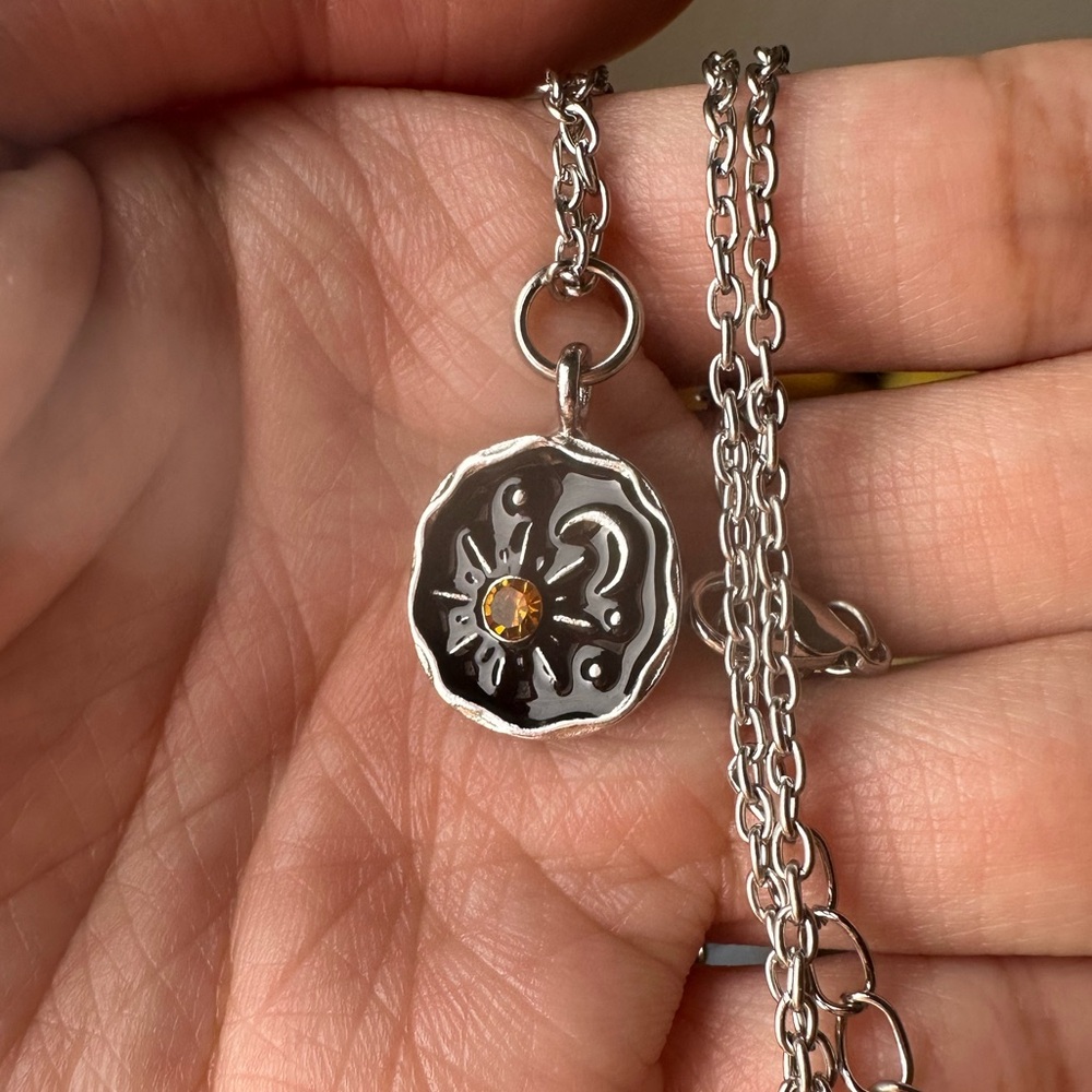 Y2K Vintage Sun and Moon Necklace for Men and Women